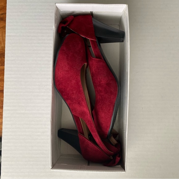 Red Cutout Heel - Picture 7 of 9